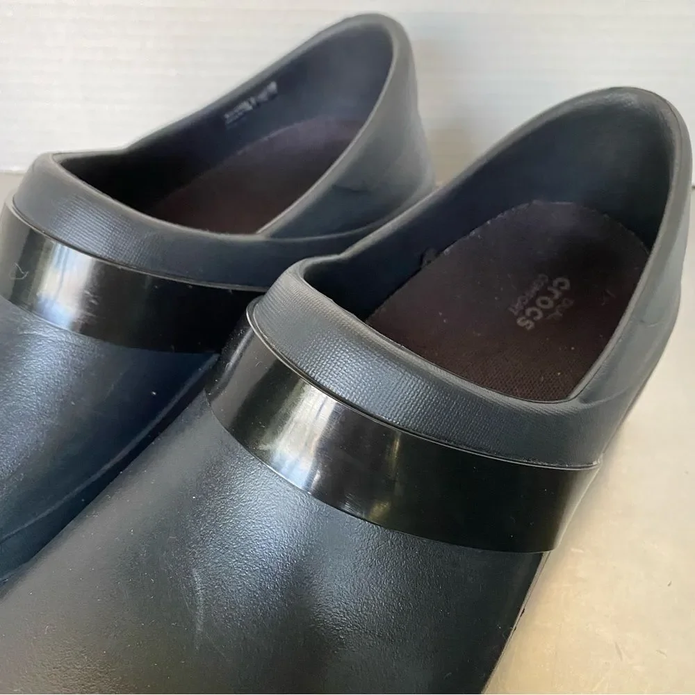 Crocs Lock Clogs Size 11 Women's Black Slip Resistant Work Shoes Nursing Chef